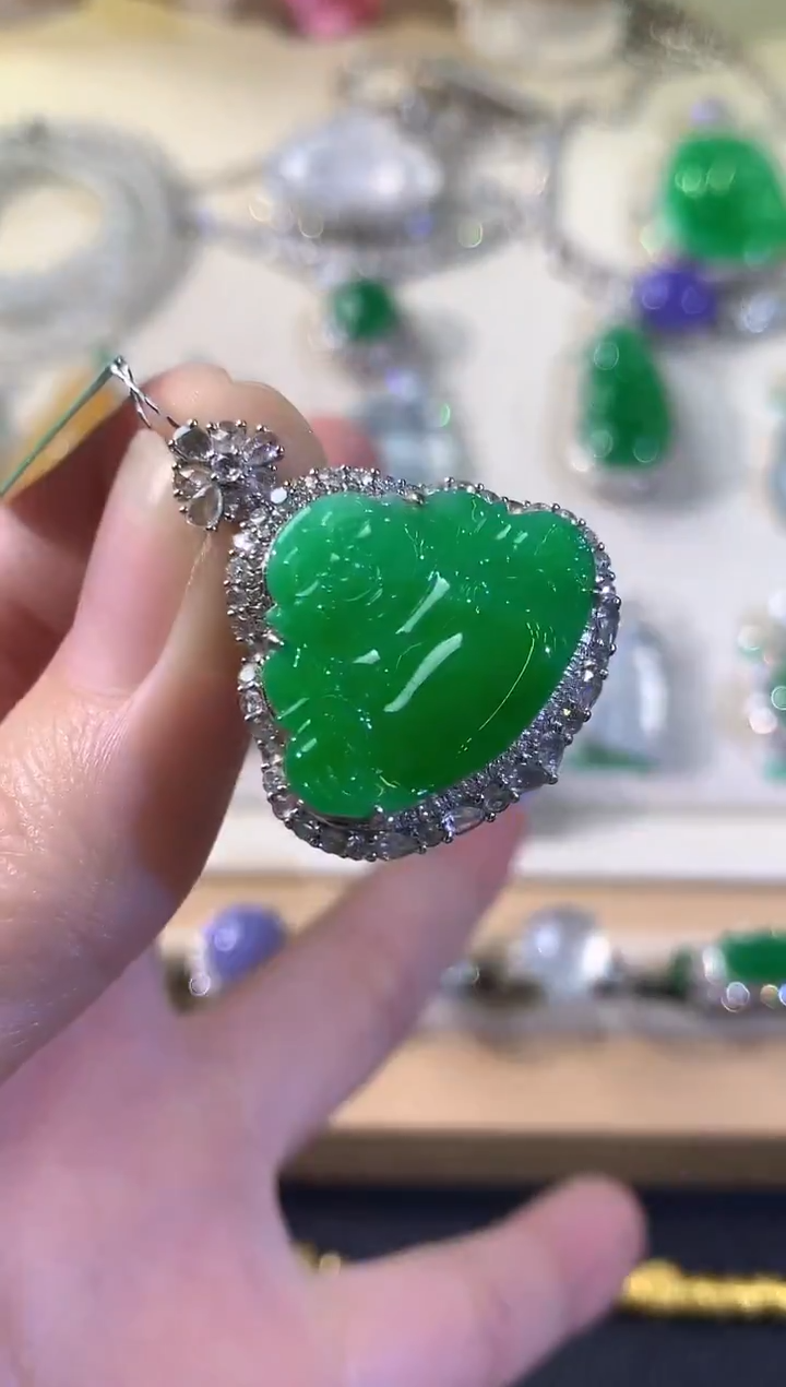 吊坠(不含链)18K金镶嵌翡翠冬日珠E28