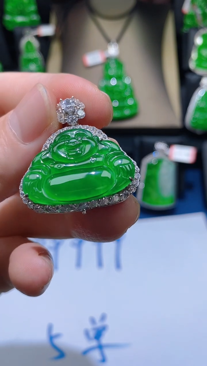 【闪购商品】翡翠颈饰未镶嵌翡翠U14