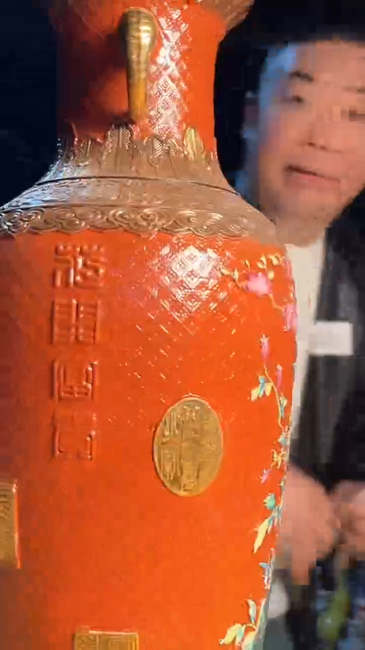 【闪购商品】瓷片256F现代工艺品一个