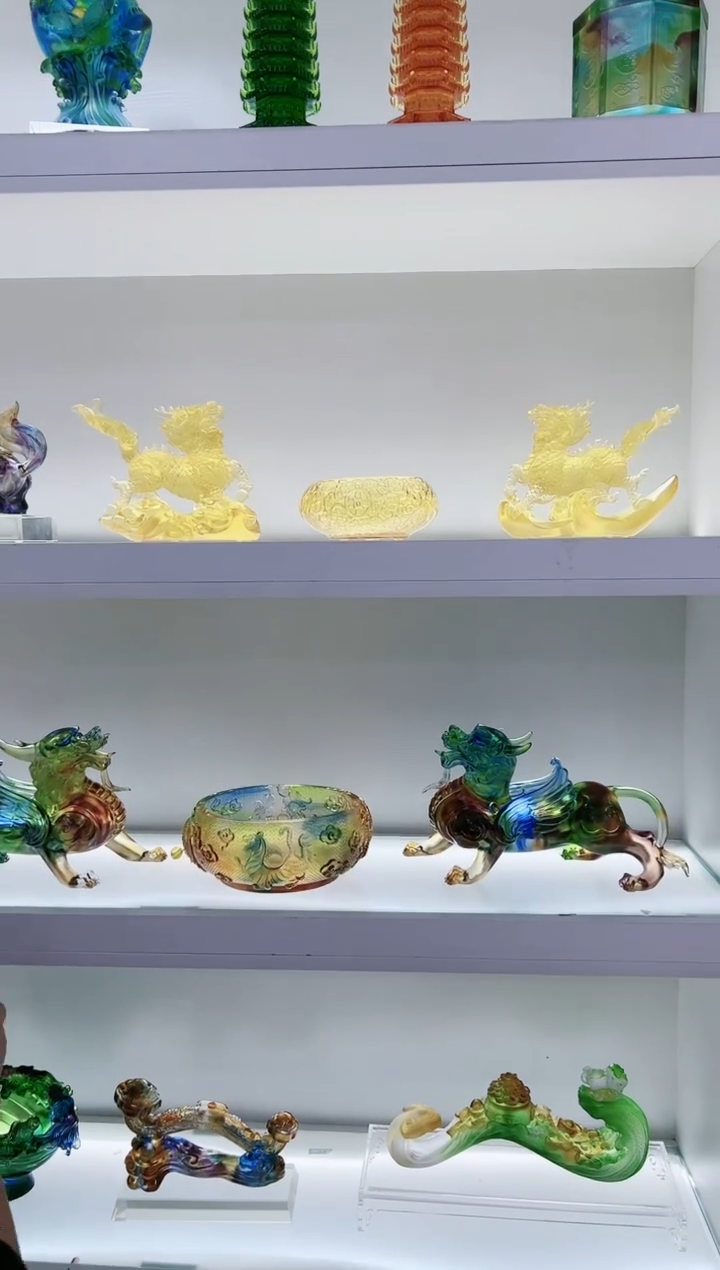 【闪购商品】茶宠古法琉璃麒麟加聚宝盆