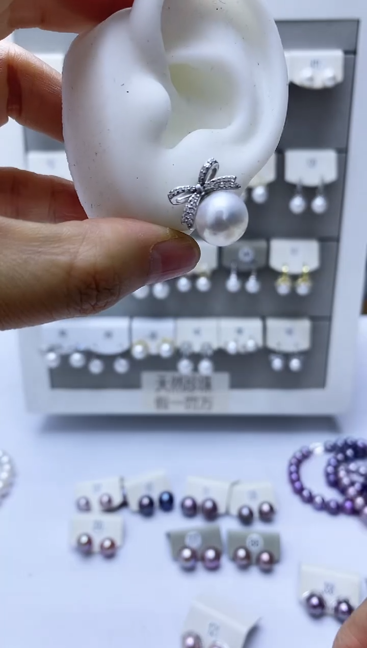 【闪购商品】淡水珍珠耳饰银S925镶嵌183