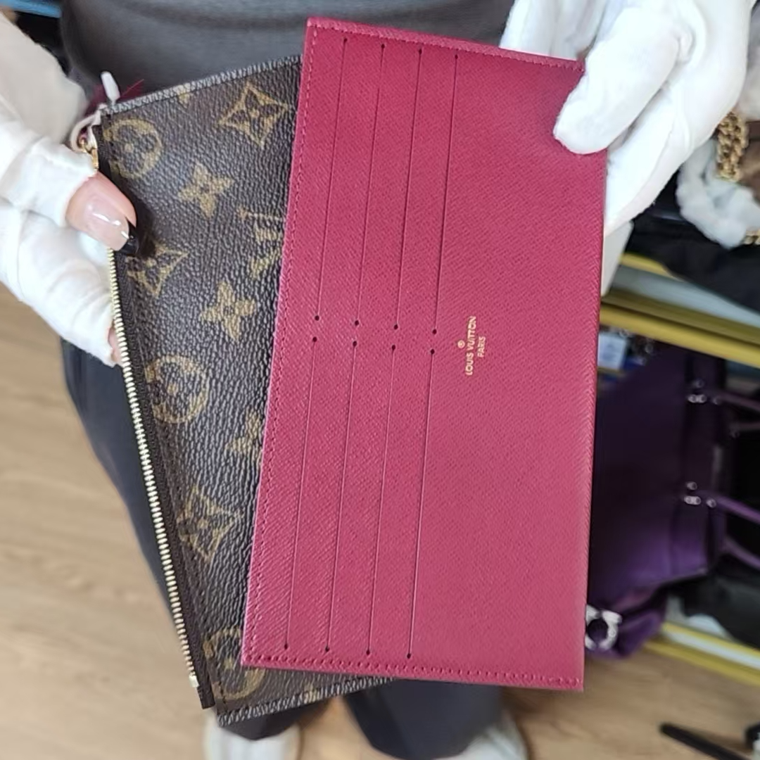 95新 LouisVuitton/路易威登 三合一子包/云海优选