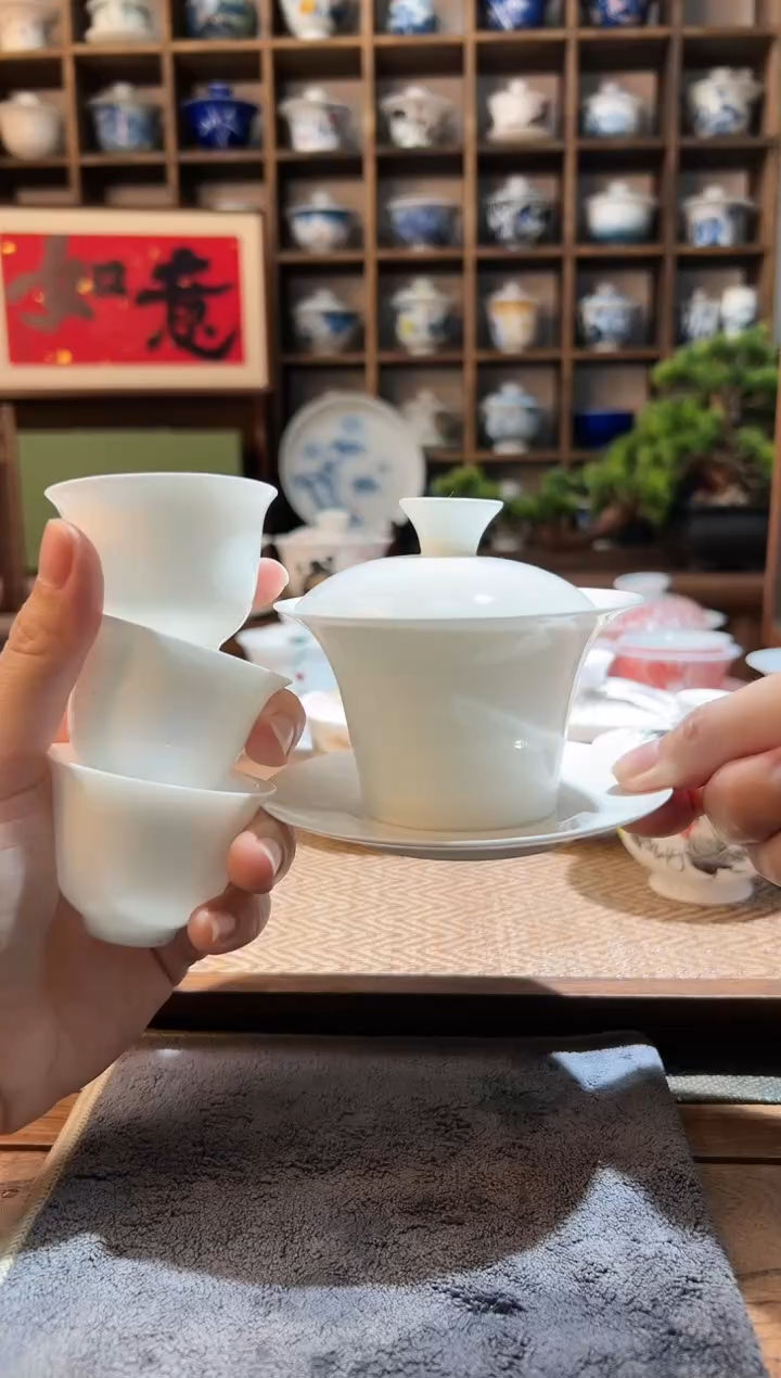 【闪购商品】纯白骨瓷三才盖碗+3个骨瓷杯