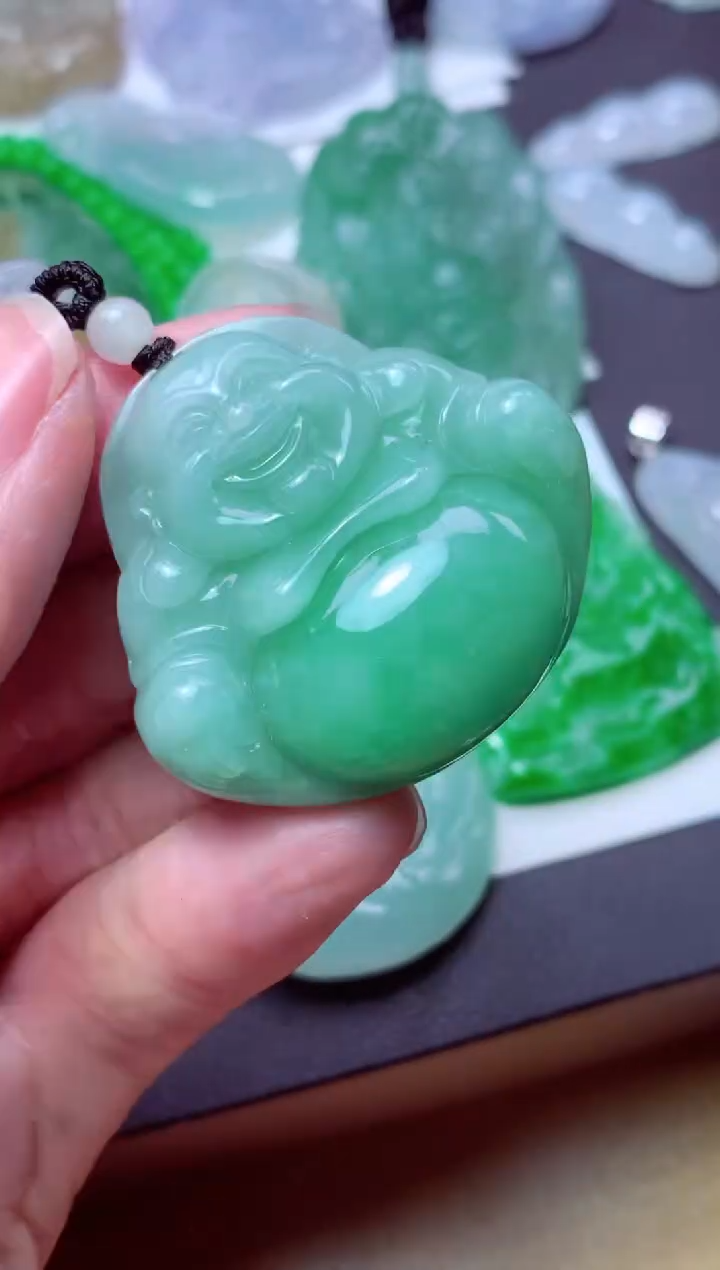 翡翠未镶嵌颈饰天然翡翠A货