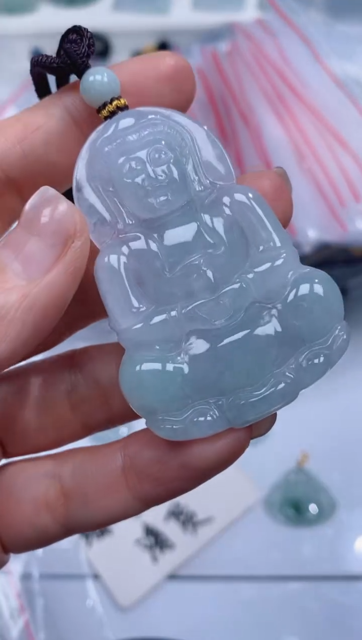 颈饰未镶嵌翡翠吊坠