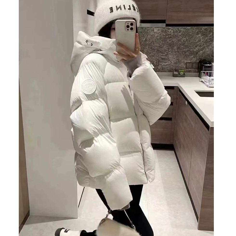 羽绒服女连帽保暖外搭高端气质女士外套