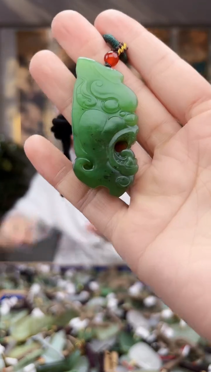 未镶嵌和田玉挂件拍一发一