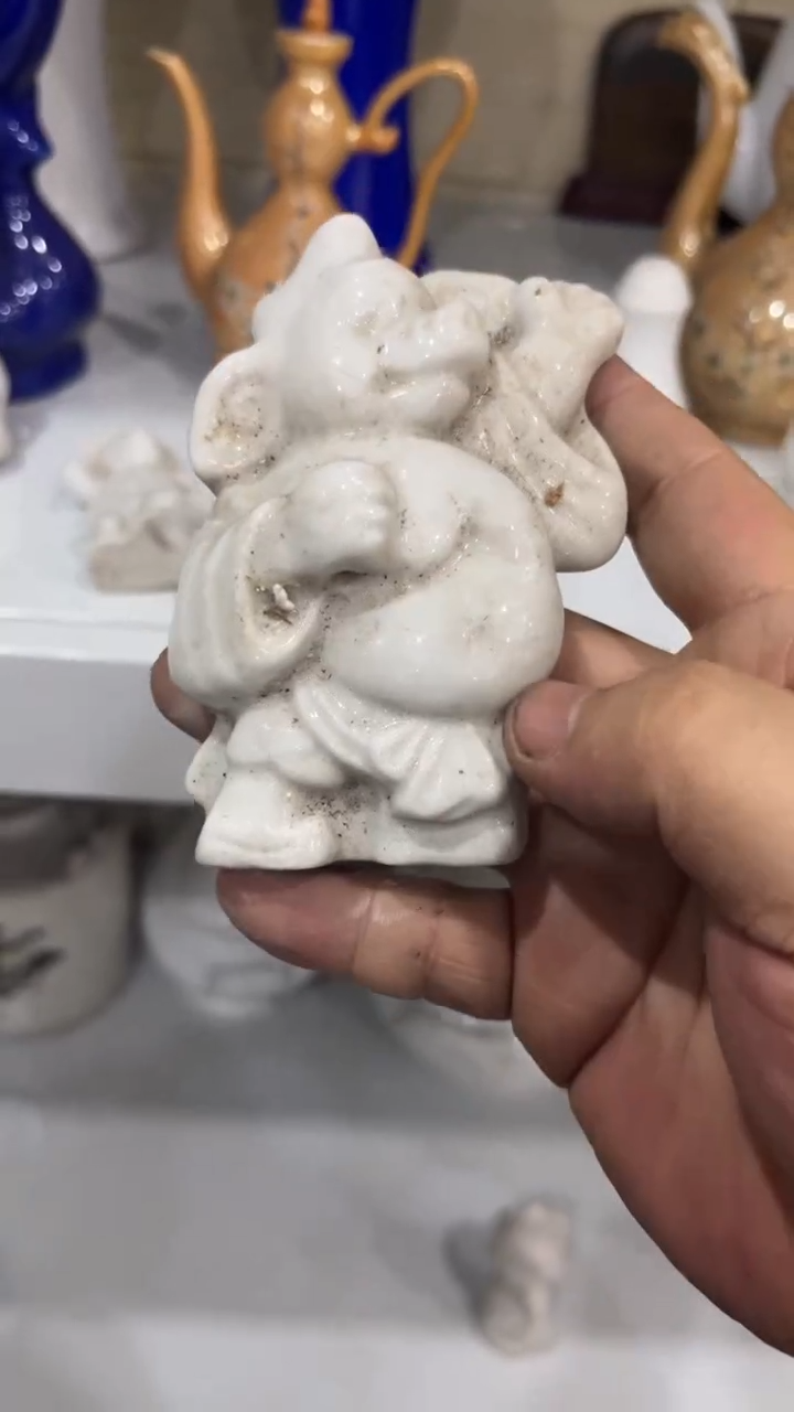 微瑕湖南醴陵釉下五彩陶瓷