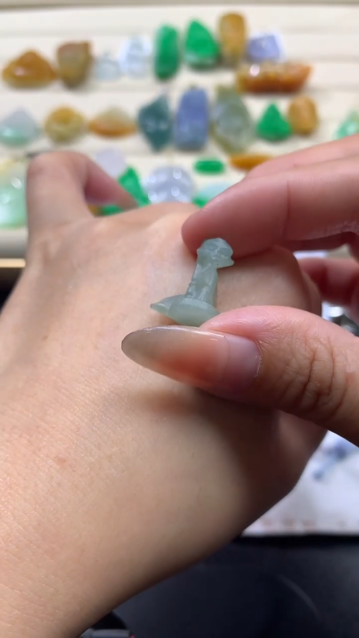 【闪购商品】定制翡翠未镶嵌翡翠