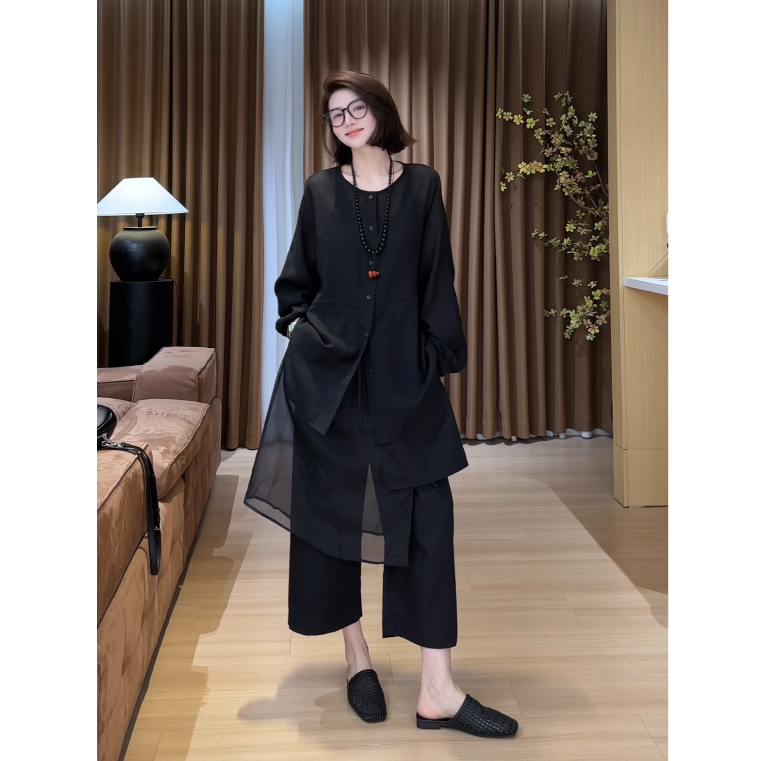 YYOUHAN 2025夏季小众设计竖纹肌理感轻薄百搭纯色衬衫 2505C2684