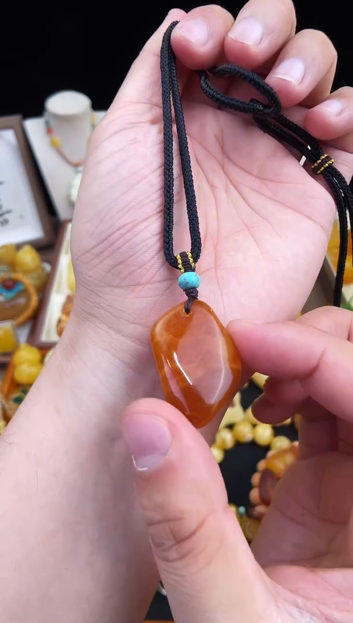 琥珀未镶嵌珠宝奇石柒月