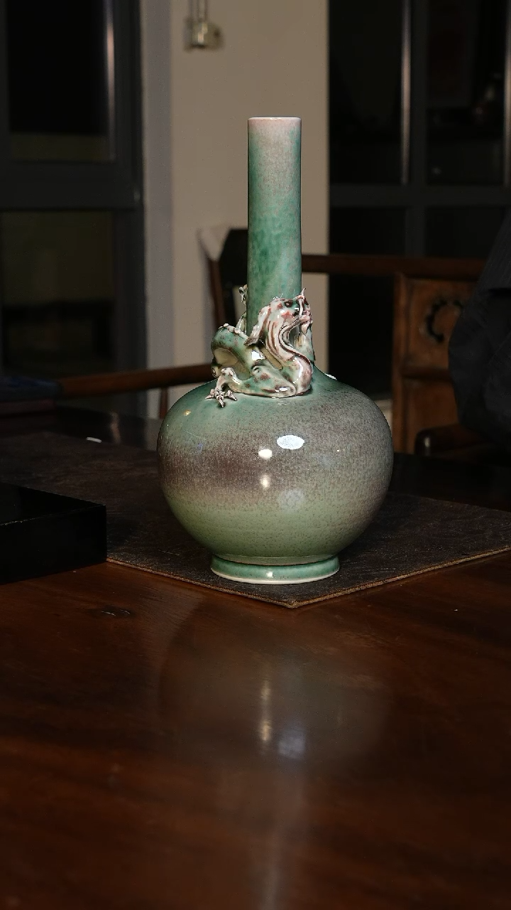 【闪购商品】南山雪堂新品豇豆红螭龙瓶