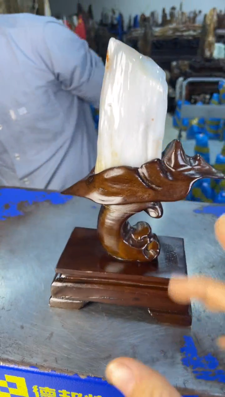 未镶嵌摆件硅化玉1