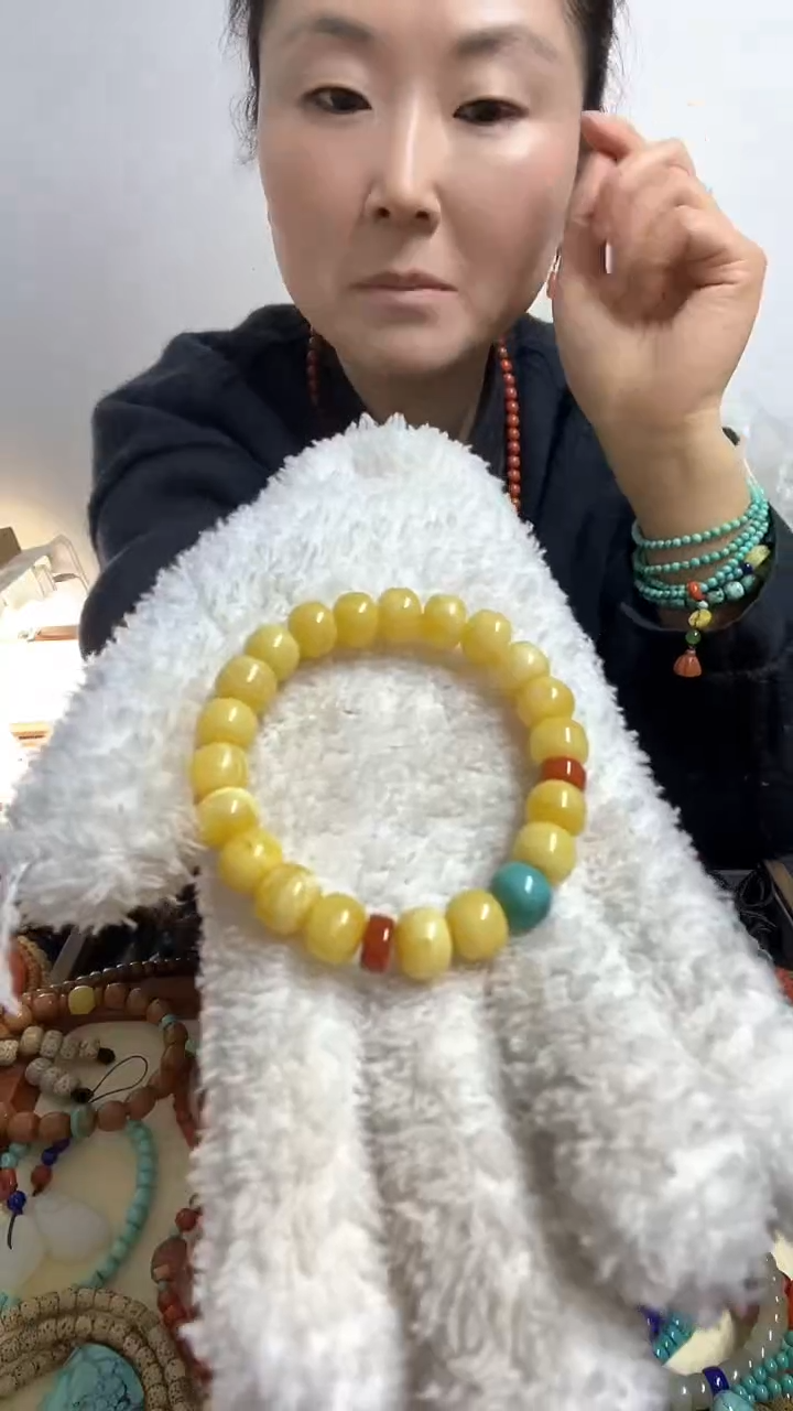 【闪购商品】琥珀手链未镶嵌精品蜜蜡配绿松