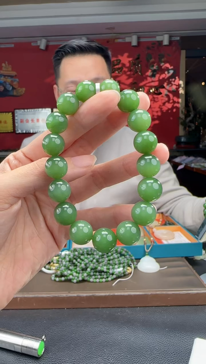 未镶嵌手串和田玉碧玉猫手串