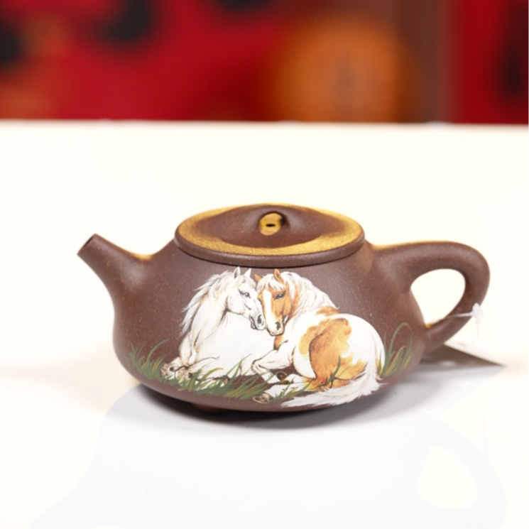 景舟石瓢   紫玉桃花泥   YST    刻绘归林忙风吹，平野一点香贤马