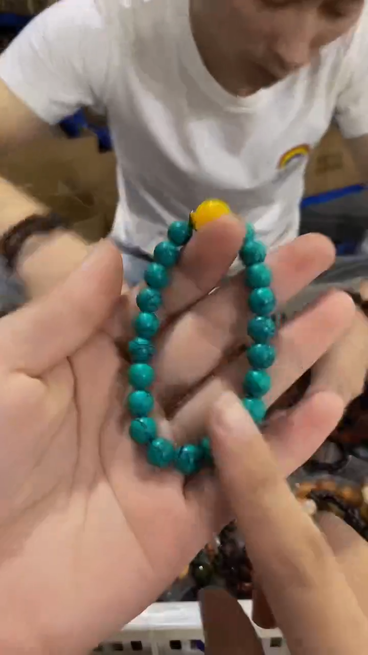 非洲檀香无事牌仓库搬迁 新人主播大放漏！！！