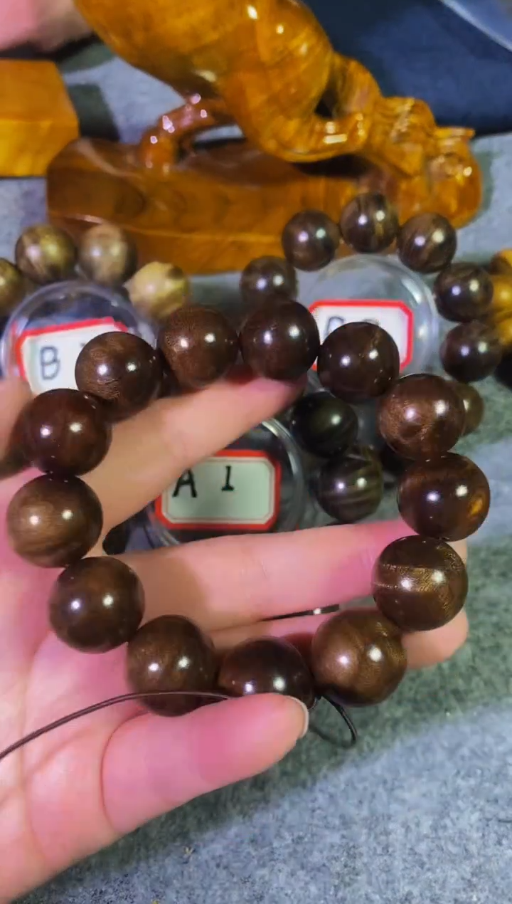【闪购商品】金丝楠木雕【楠帝】小叶桢楠黑金1.8