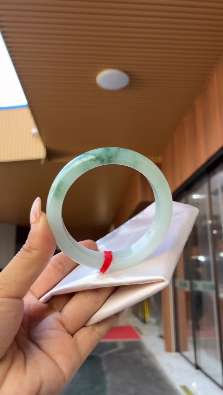 未镶嵌手镯翡翠3