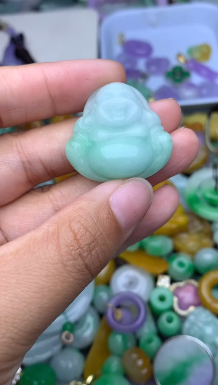 颈饰未镶嵌翡翠天然缅甸翡翠吊坠