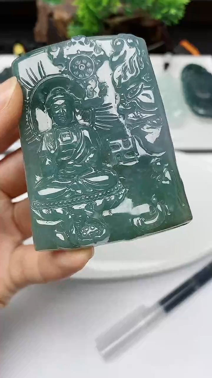 【闪购商品】翡翠颈饰未镶嵌