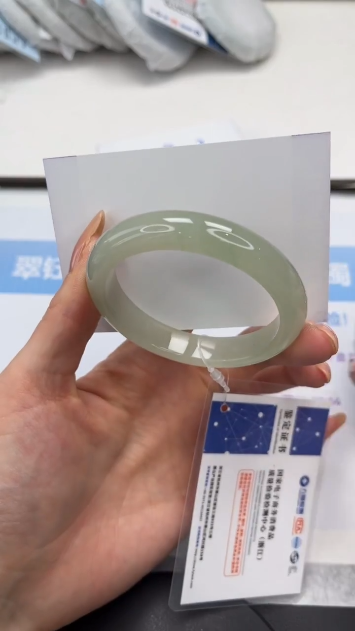 未镶嵌手镯石英质玉V192-54.2