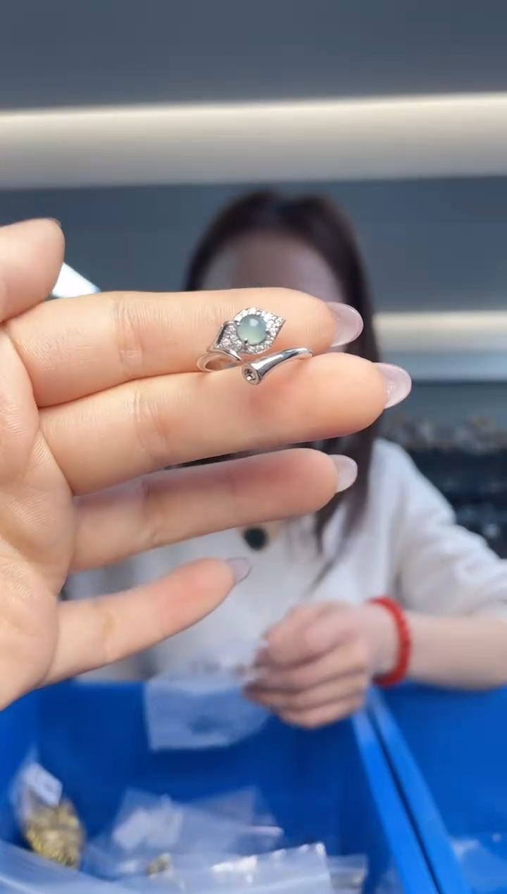 【闪购商品】翡翠戒指未镶嵌（多样性发一件）