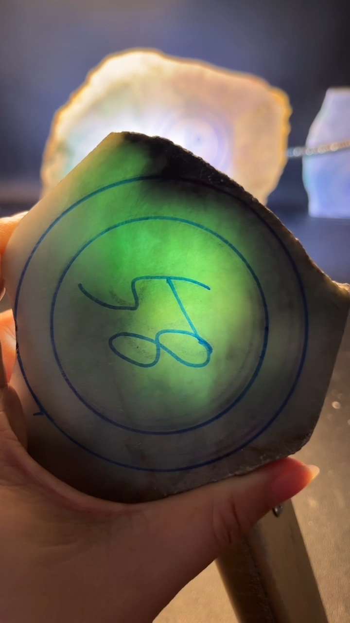 未镶嵌手镯定制翡翠故****s翡翠