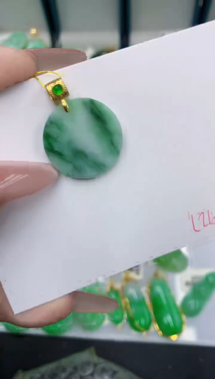 颈饰未镶嵌翡翠11111