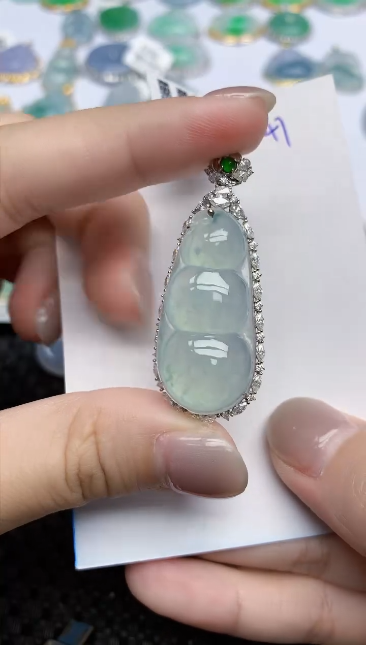【闪购商品】翡翠颈饰18K金镶嵌天然翡翠A货