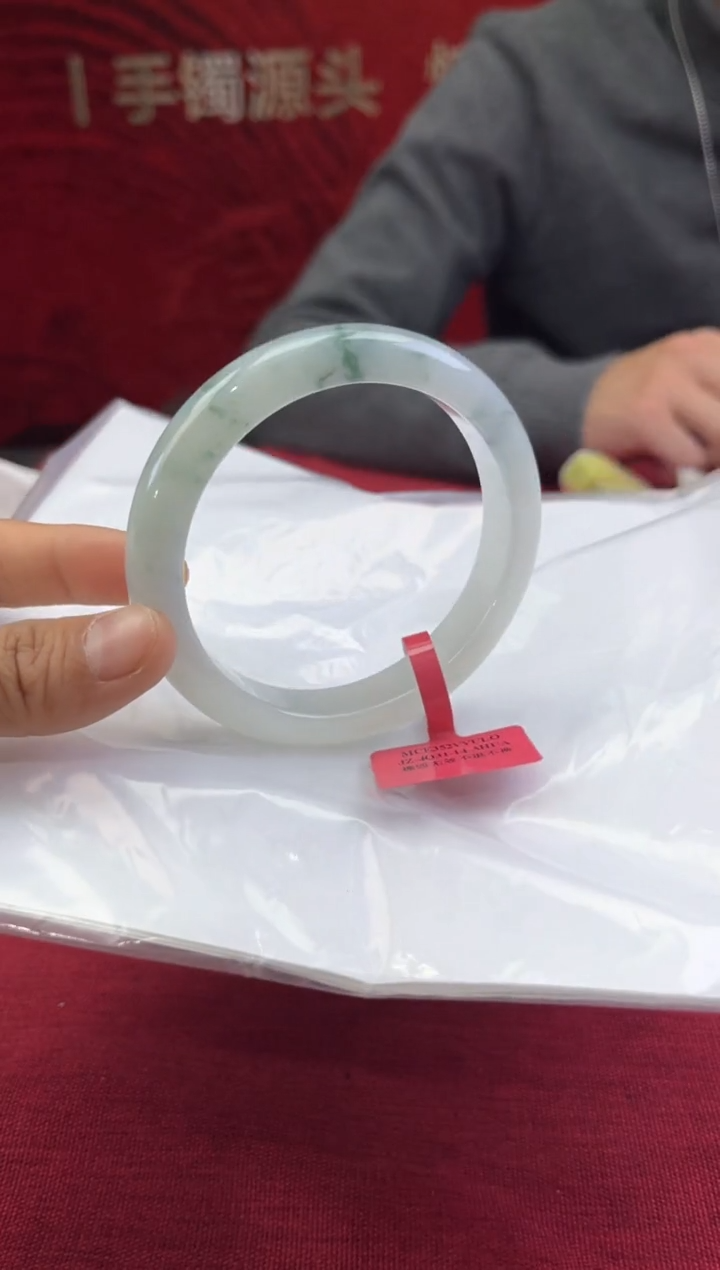 【闪购商品】翡翠手镯未镶嵌翡翠手镯