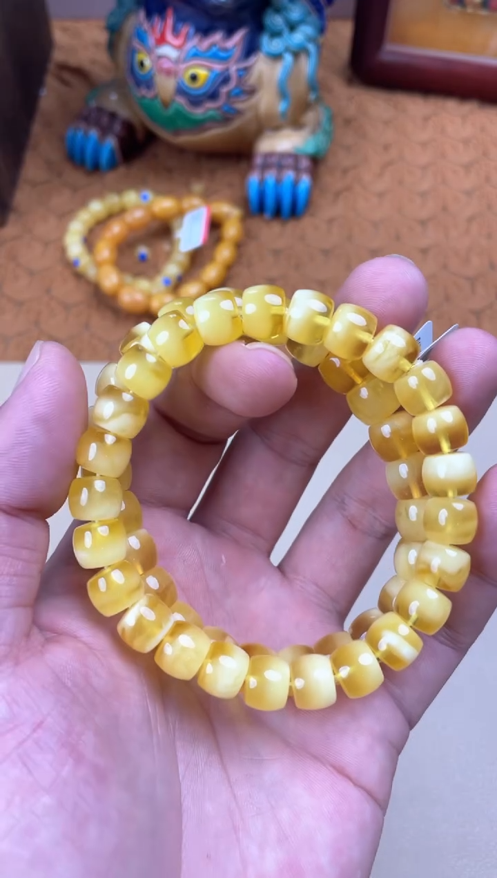 裸石蜜蜡未镶嵌WML8647多样性发其中一件