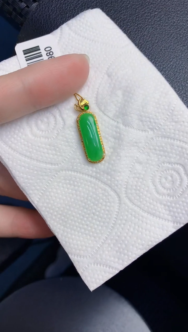 颈饰18K金镶嵌翡翠天然翡翠缅甸A货