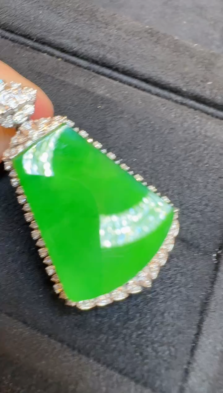 【闪购商品】翡翠吊坠(不含链)18K金镶嵌多样性团购发一件