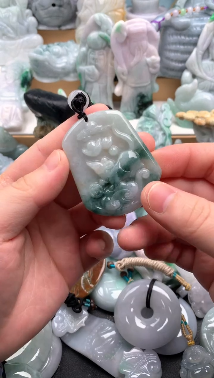 吊坠(不含链)未镶嵌翡翠1