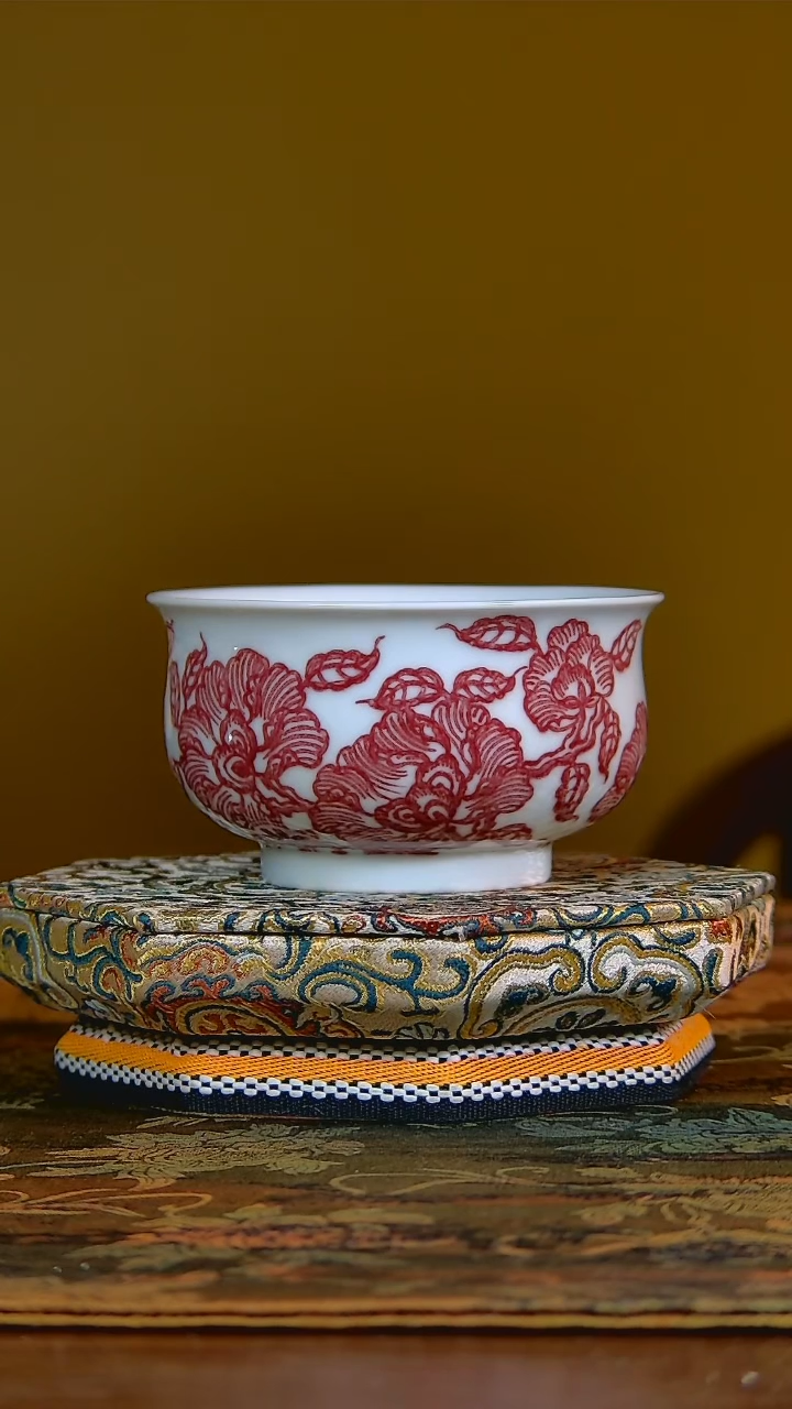 杯手工手绘杯杯很美丽