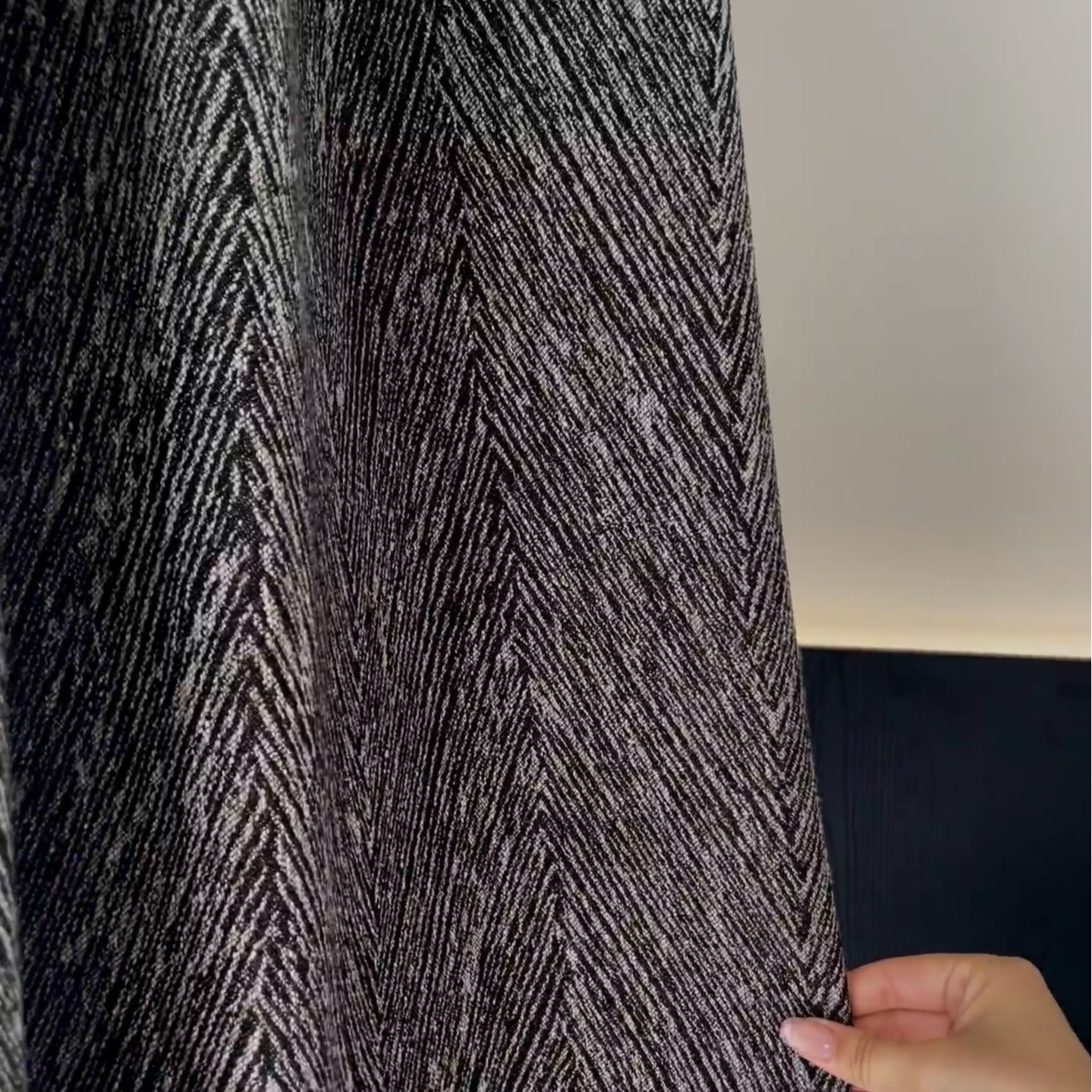 意式黑白灰窗帘黑松露网红款卧室全遮光窗帘