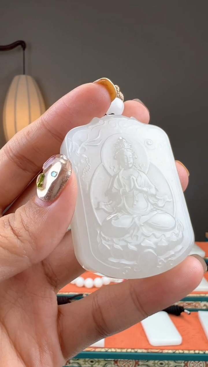 【闪购商品】和田玉颈饰未镶嵌1