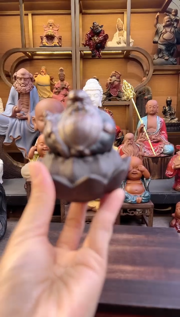 紫砂茶宠器闵紫砂茶宠摆件