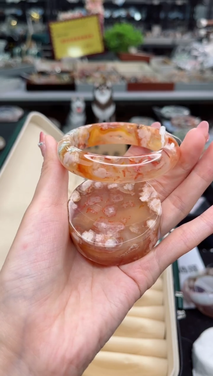 【闪购商品】石英质玉手镯未镶嵌55圈口（赠品镯心）2S9154