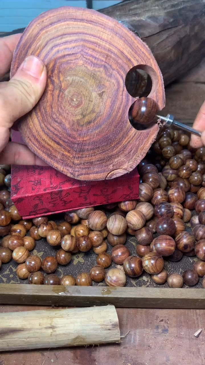 手串黄花梨/降香黄檀海南 2.0单圈12颗手串定制，不退不换