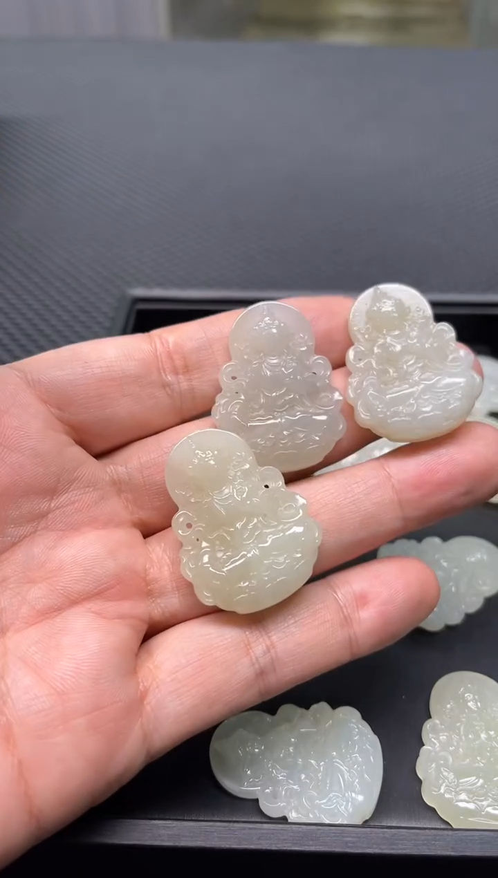 【闪购商品】和田玉挂件未镶嵌多样性发1件