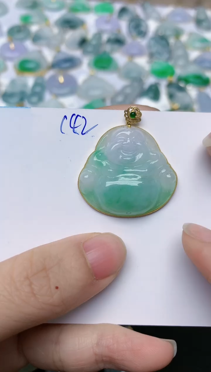 【闪购商品】翡翠颈饰18K金镶嵌天然翡翠A货    
