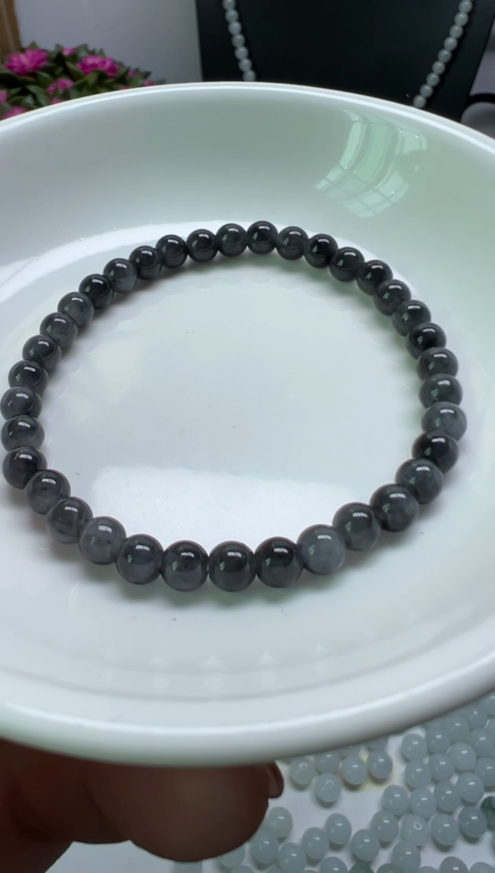 散珠翡翠纯天然缅甸A货翡翠卡5冰乌鸡，36颗