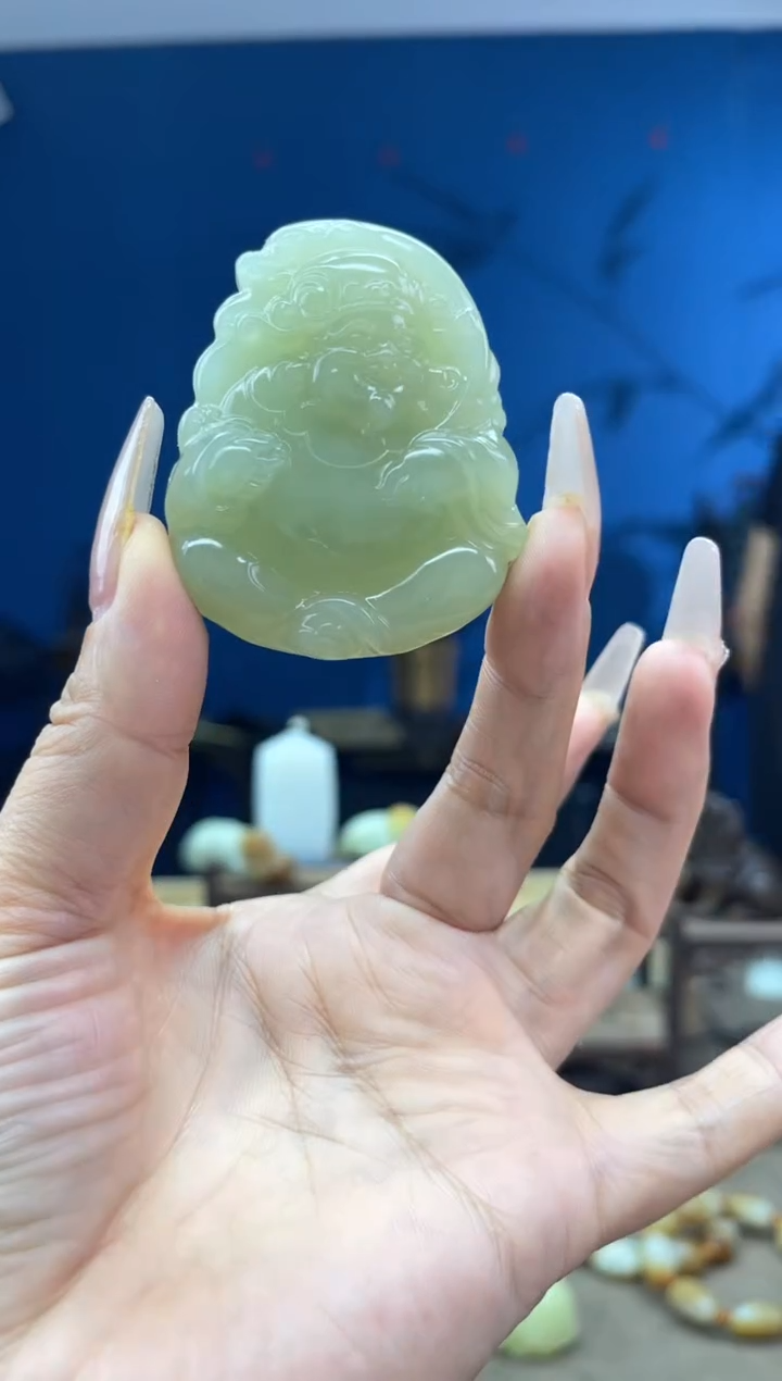 和田玉未镶嵌颈饰1