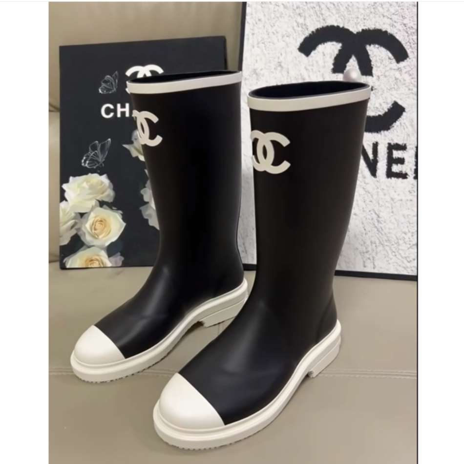 未使用 Chanel/香奈儿 汤/TP033640/26C 白边双Clogo 雨靴