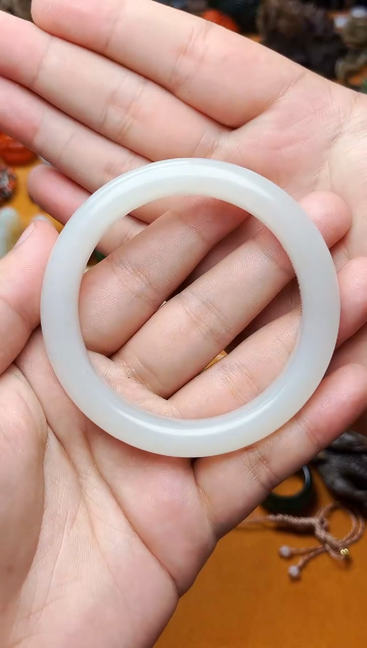 【闪购商品】和田玉手镯1未镶嵌58.7圈口