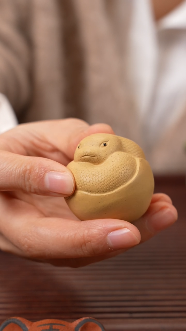 【闪购商品】紫砂茶宠如意灵蛇