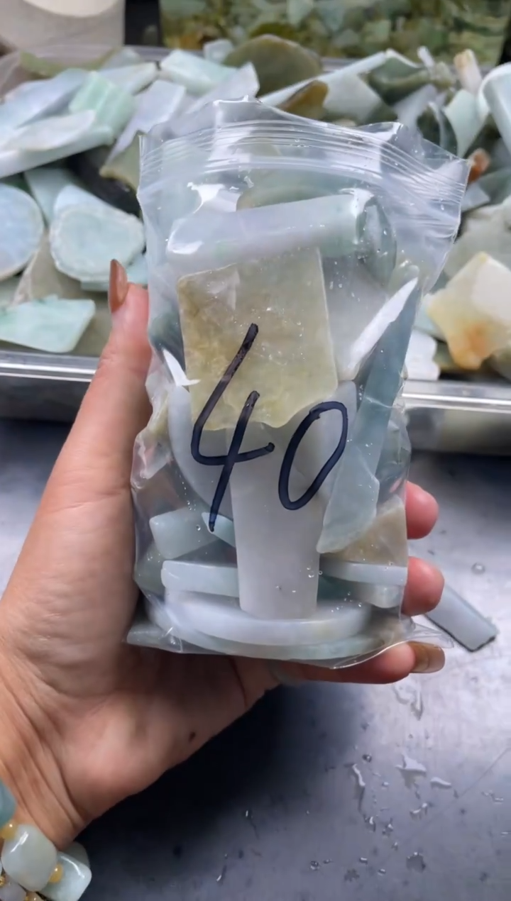 配石翡翠天然翡翠大号500克40