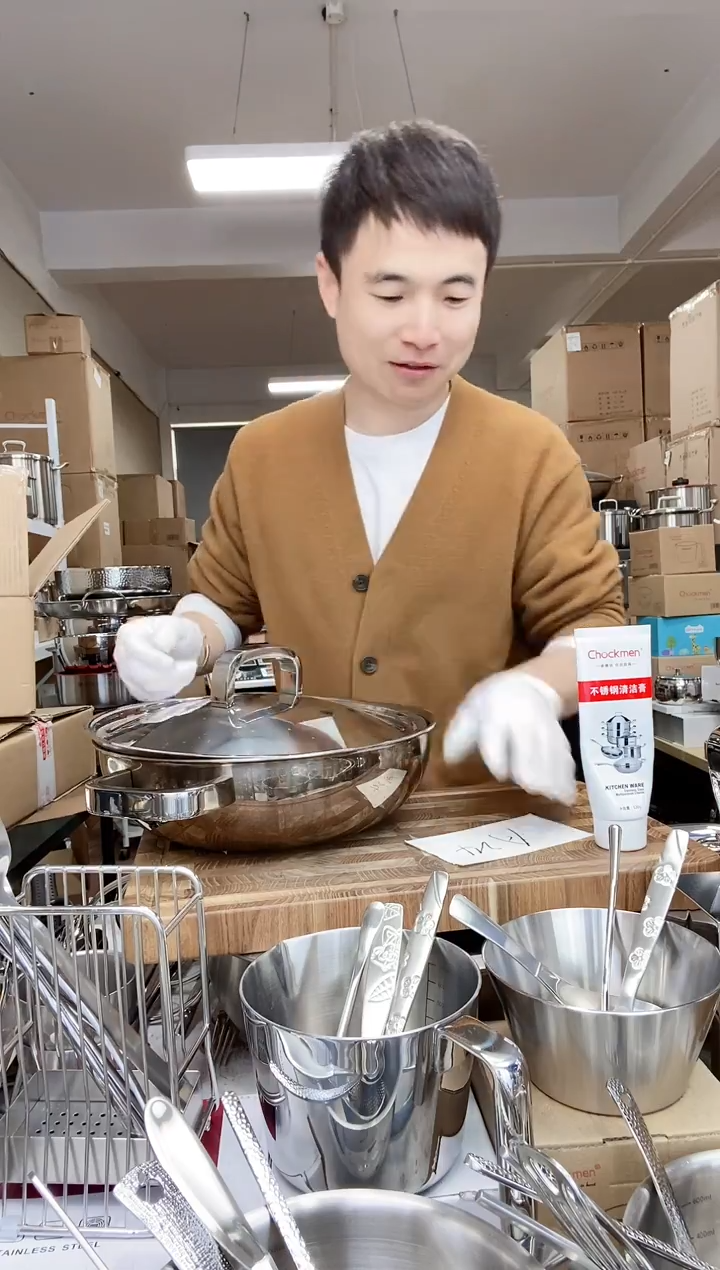 A24 微瑕卓德铭28cm钢盖炒锅+清洁膏